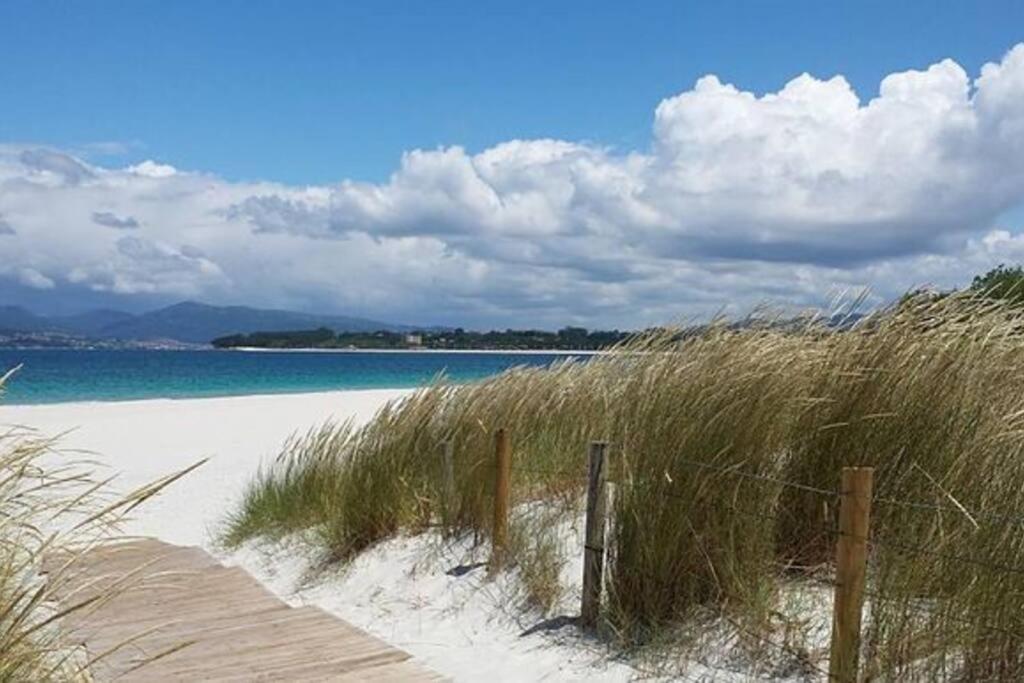 Espacioso Piso Con Garaje Cerca Del Centro De Comarca de Vigo Buitenkant foto